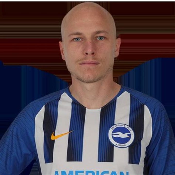 
Aaron Mooy Height, Weight, Net Worth, Age, Birthday, Wikipedia, Who, Instagram, Biography 
