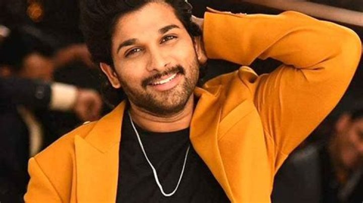 
Allu Arjun Height, Weight, Net Worth, Age, Birthday, Wikipedia, Who, Nationality, Biography 