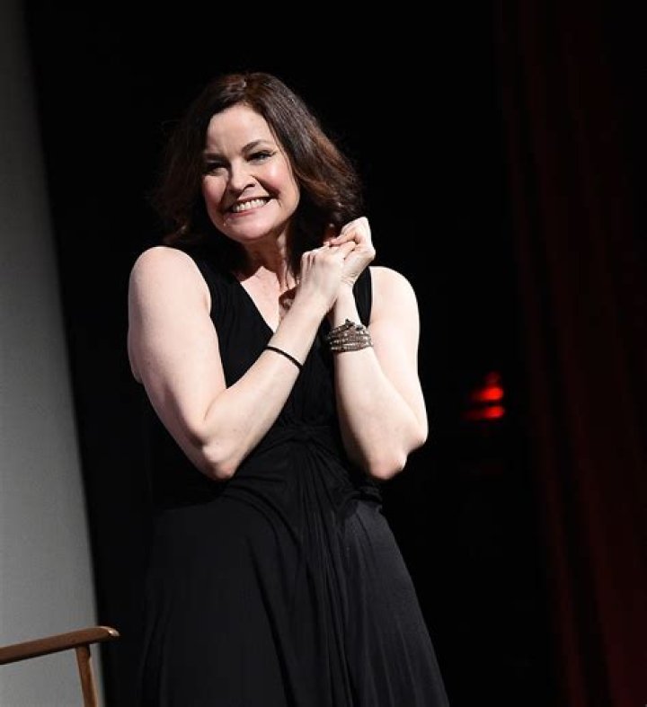 Ally Sheedy Height, Weight, Net Worth, Age, Birthday, Wikipedia, Who, Nationality, Biography