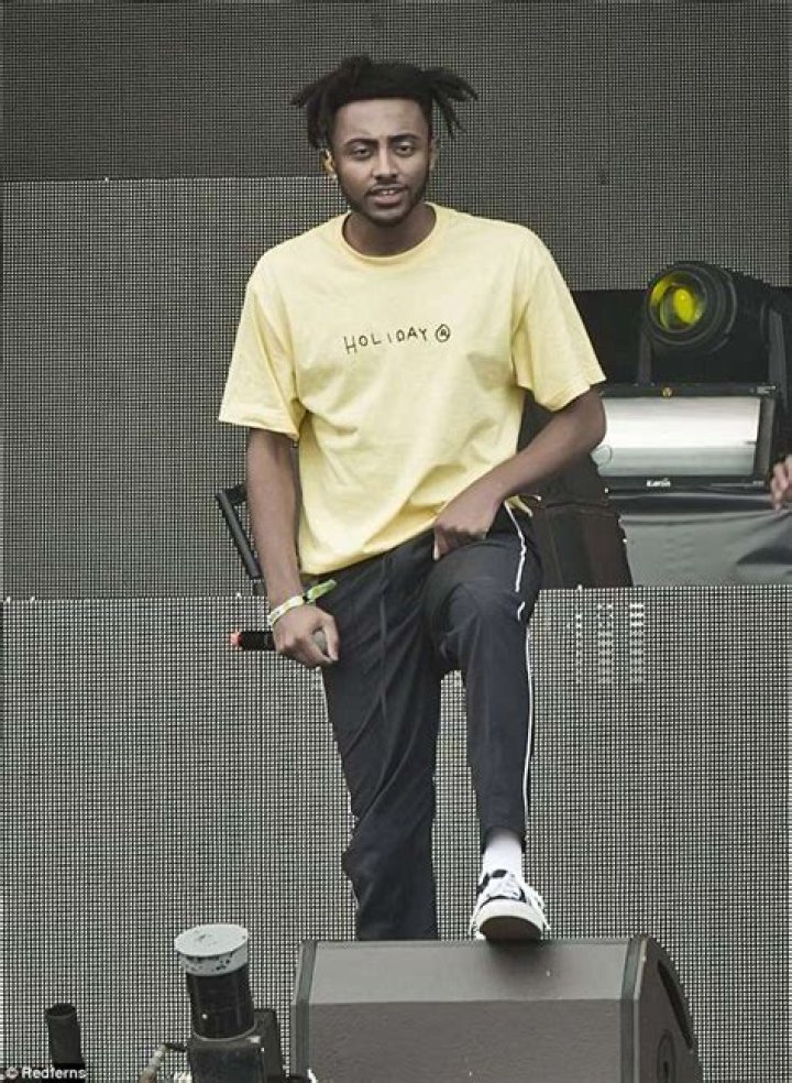 Amine Height, Weight, Net Worth, Age, Wiki, Who, Instagram, Biography