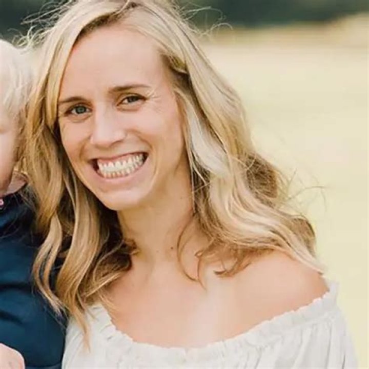 
Amy Fletcher Height, Weight, Net Worth, Age, Birthday, Wikipedia, Who, Nationality, Biography 