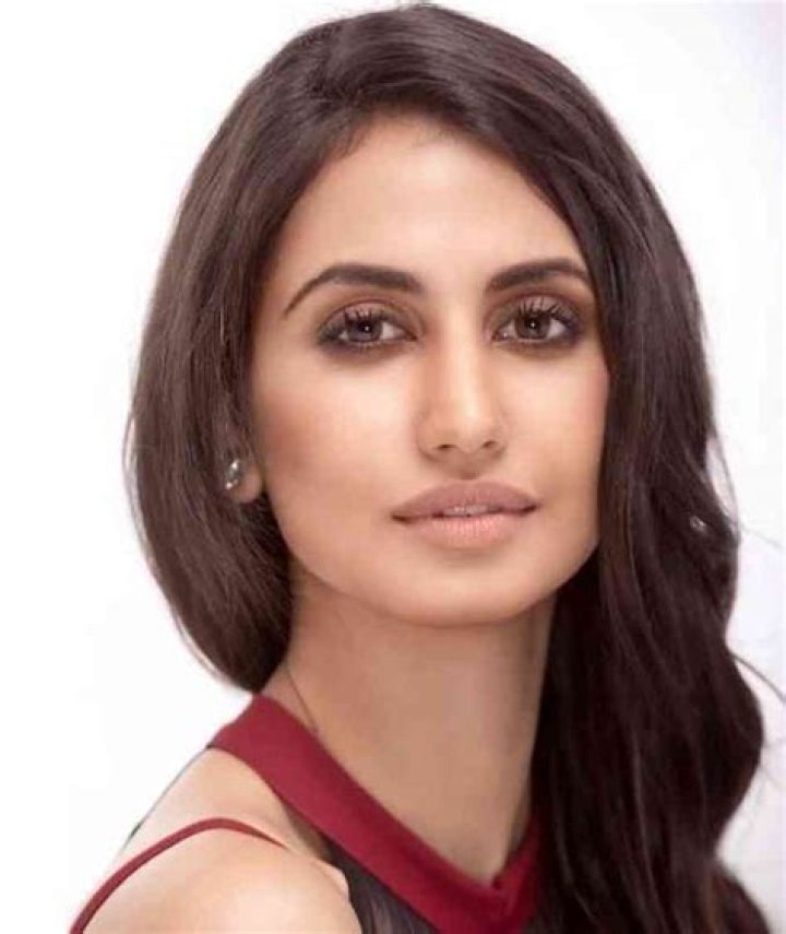 
Anjali Schmuck Height, Weight, Net Worth, Age, Birthday, Wikipedia, Who, Instagram, Biography 