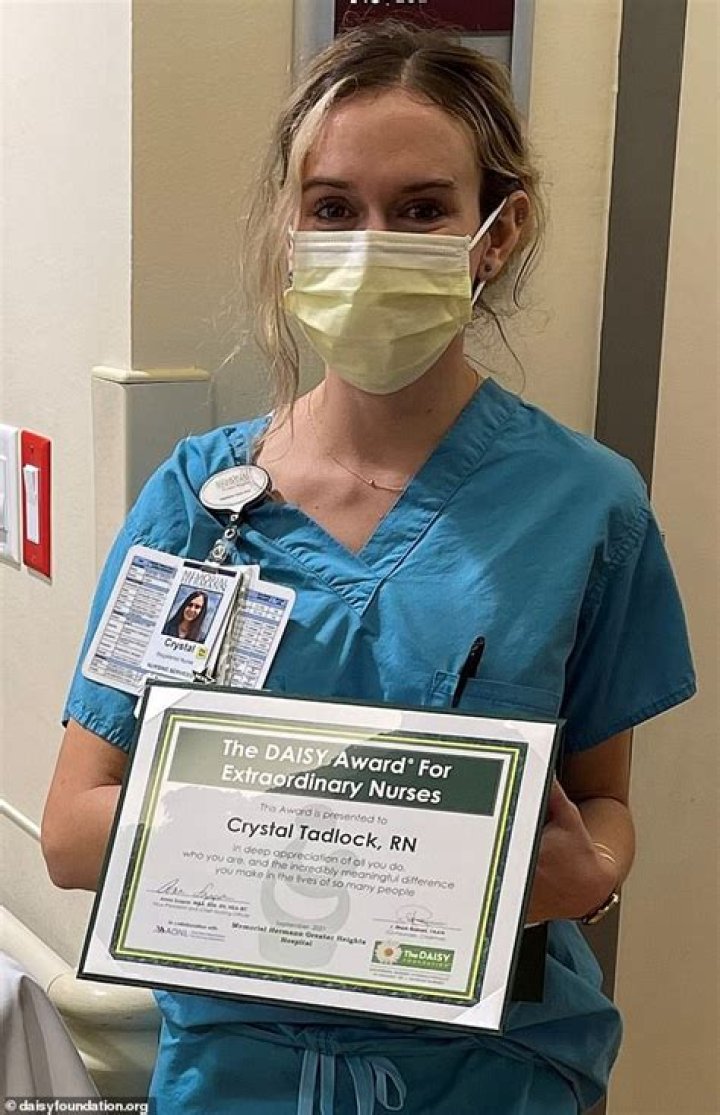 
Anne Heche: Know about controversy between ICU Nurse Nicole LinKnow aboutton and Anne Heche 