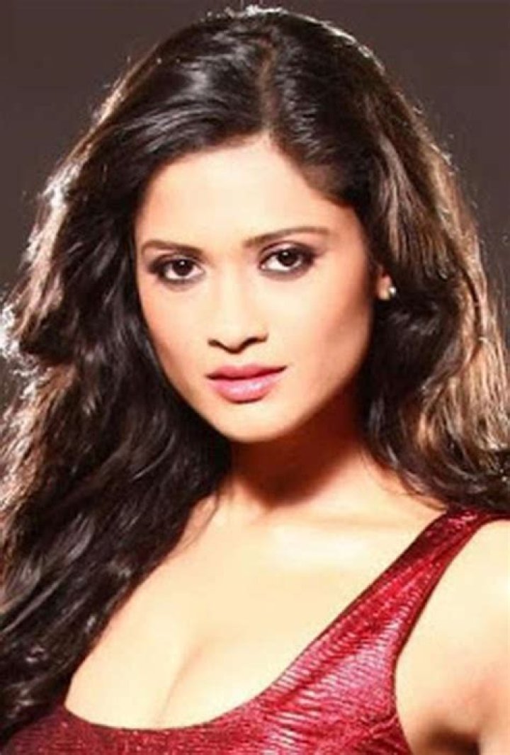 
Apoorvaa Mishraa Height, Weight, Net Worth, Age, Wiki, Who, Instagram, Biography 