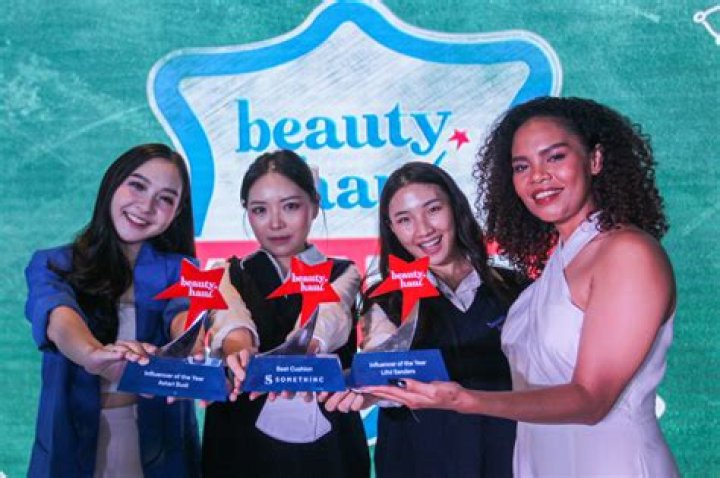 
Astari Budi Height, Weight, Net Worth, Age, Birthday, Wikipedia, Who, Nationality, Biography 