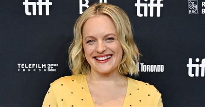 
Award-Winning Actress Elisabeth Moss Knows People Feel Weird About Her Being a Scientologist 