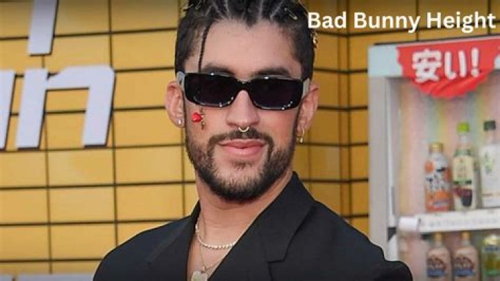 Bad Bunny Height, Weight, Net Worth, Age, Birthday, Wikipedia, Who, Nationality, Biography