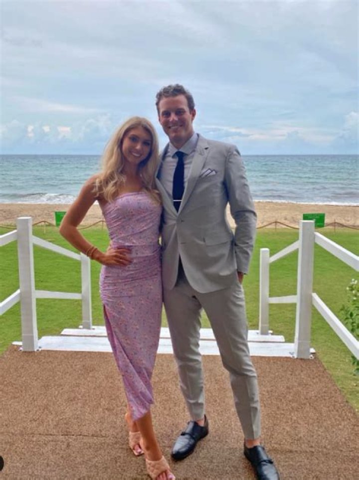 
Bailey Medeiros, Jake Bailey Girlfriend Age And Bio – Facts To Know 