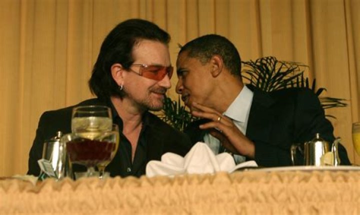 
Bono Reveals He Once Woke Up in White House Lincoln Bedroom After Dinner and Drinks with Barack Obama 