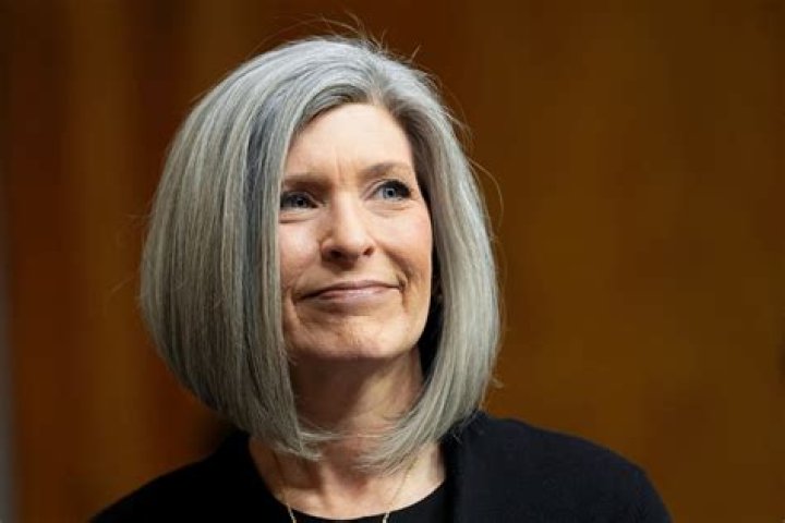 Bret Ernst Height, Weight, Net Worth, Age, Birthday, Wikipedia, Who, Nationality, Biography