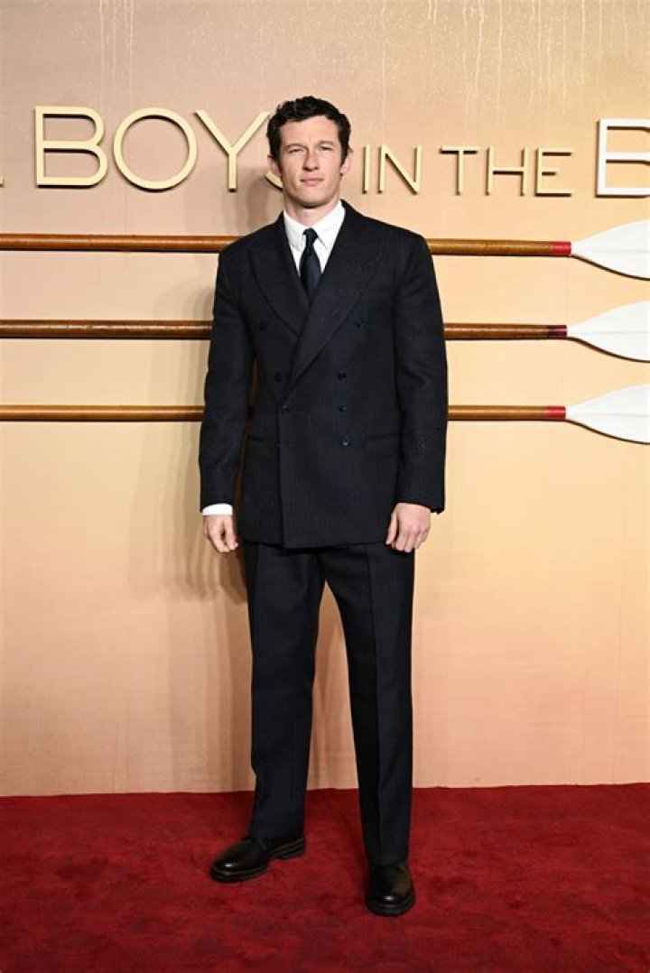 
Callum Robinson Height, Weight, Net Worth, Age, Birthday, Wikipedia, Who, Nationality, Biography 