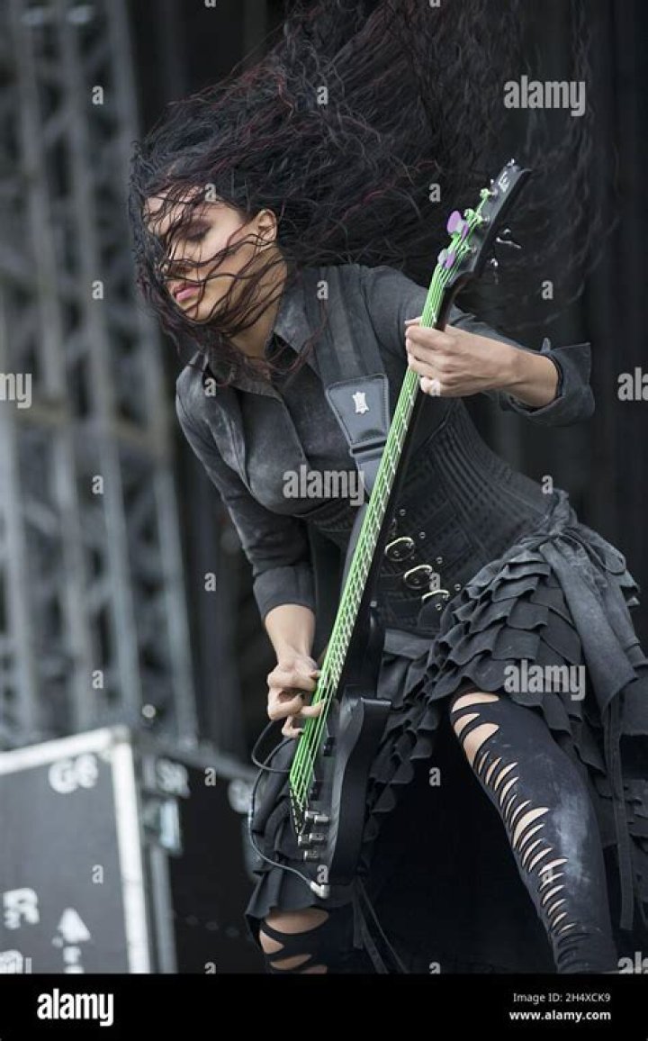 
Chela Rhea Harper Height, Weight, Net Worth, Age, Birthday, Wikipedia, Who, Nationality, Biography 