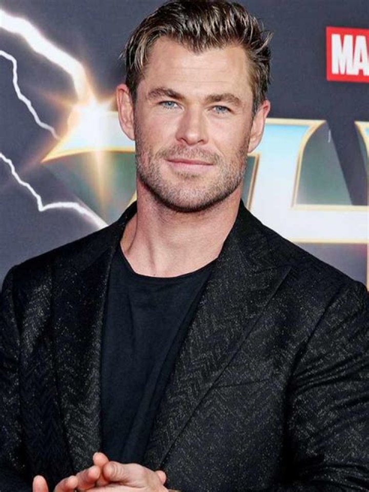 Chris Hemsworth Height, Weight, Net Worth, Age, Birthday, Wikipedia, Who, Nationality, Biography