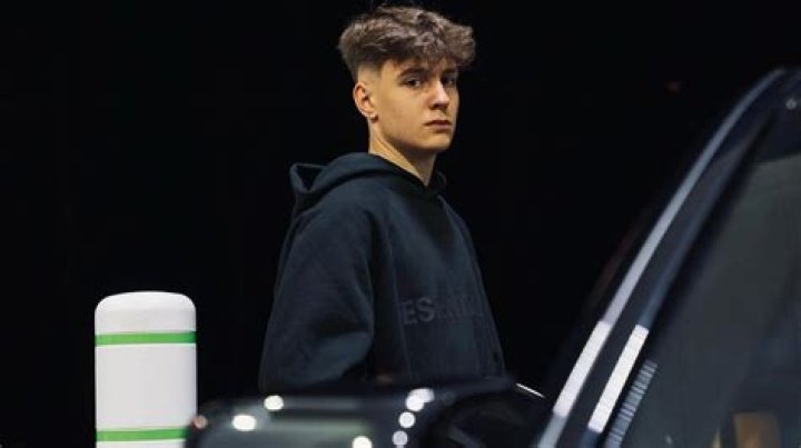 Clix Height, Weight, Net Worth, Age, Birthday, Wikipedia, Who, Instagram, Biography