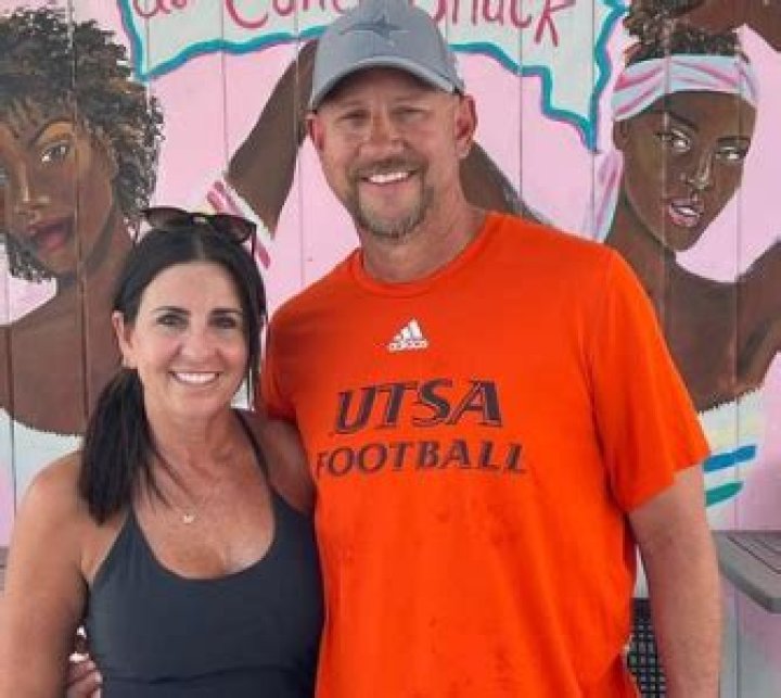 
Coach Jeff Traylor Wife Cari Traylor And Family Life 