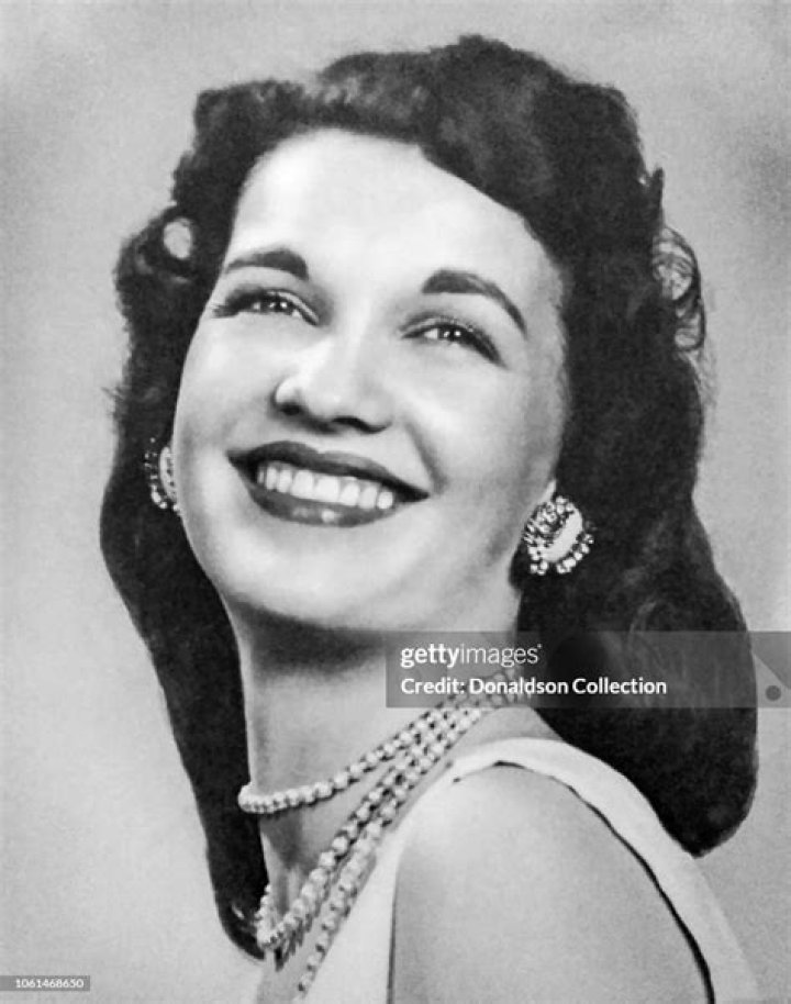 Colleen Carroll Age, Birthday, Wikipedia, Who, Nationality, Biography