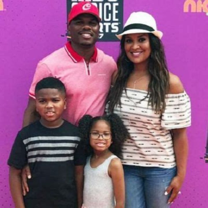 
Curtis Conway Height, Weight, Net Worth, Age, Birthday, Wikipedia, Who, Nationality, Biography 