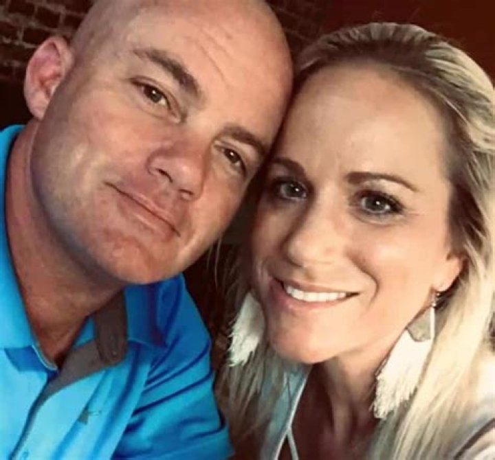 Cynthia Perkins Daughter With Ex Husband Dennis, What About The Cupcakes Story?