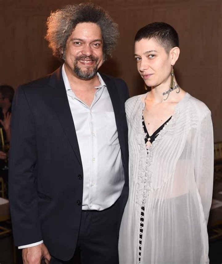 
Darren Weir Height, Weight, Net Worth, Age, Birthday, Wikipedia, Who, Nationality, Biography 