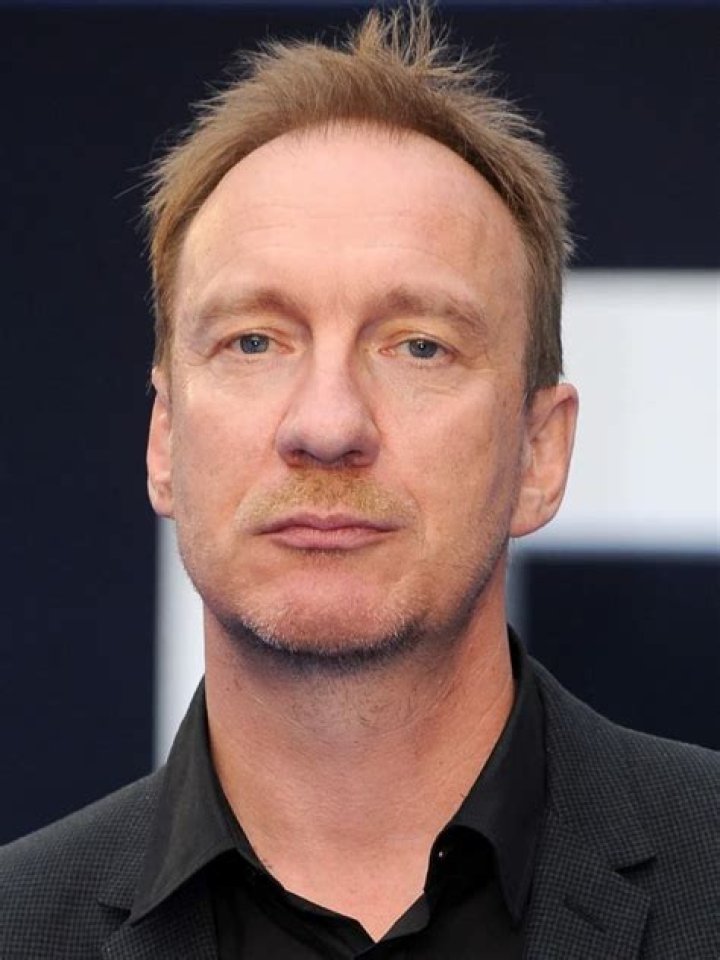 David Thewlis Height, Weight, Net Worth, Age, Birthday, Wikipedia, Who, Nationality, Biography