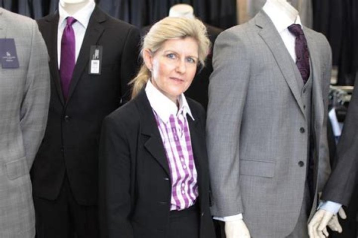 
Debbie Hewitt Age, Birthday, Wikipedia, Who, Nationality, Biography 