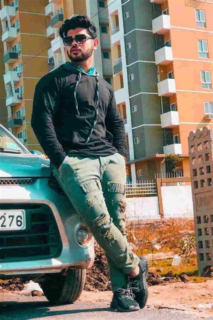 
Dhanraj Tomar Height, Weight, Net Worth, Age, Birthday, Wikipedia, Who, Nationality, Biography 