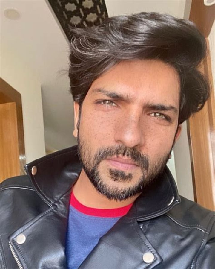 Dheeraj Sarna Height, Weight, Net Worth, Age, Birthday, Wikipedia, Who, Instagram, Biography