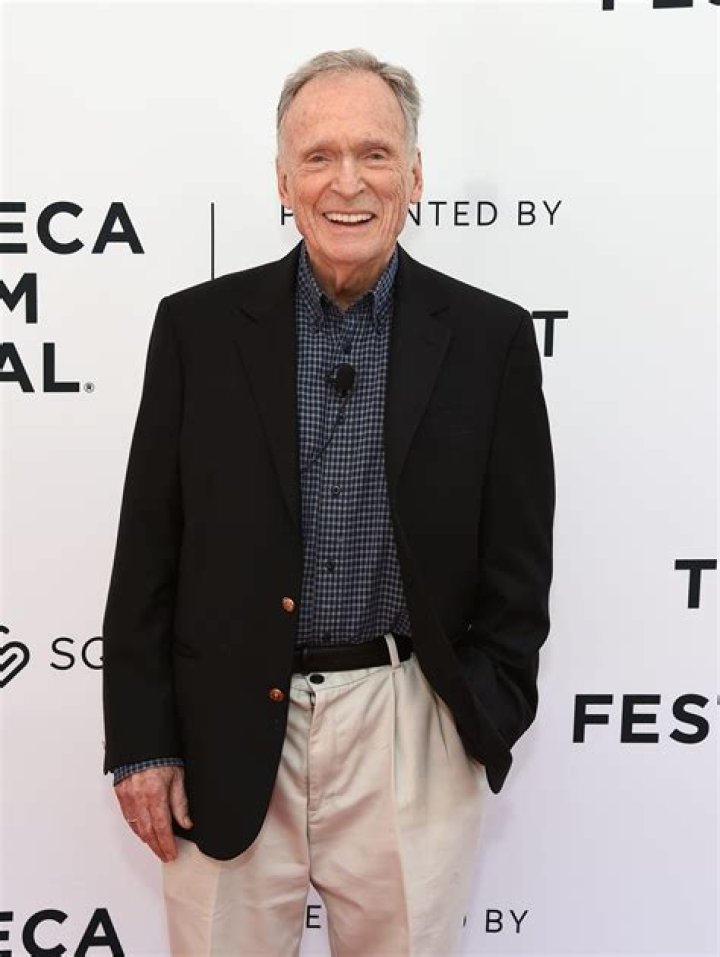 Dick Cavett Height, Weight, Net Worth, Age, Birthday, Wikipedia, Who, Nationality, Biography