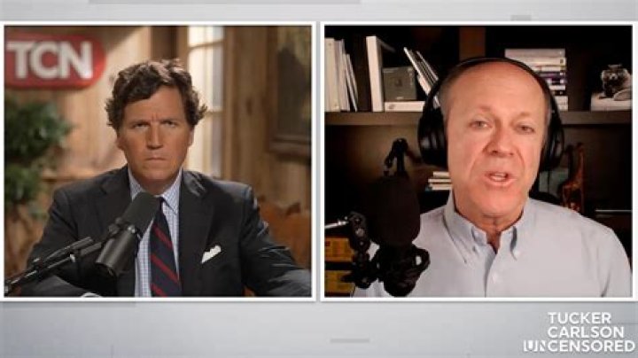 Did Elon Musk have neck scar during Tucker Carlson’s interview?