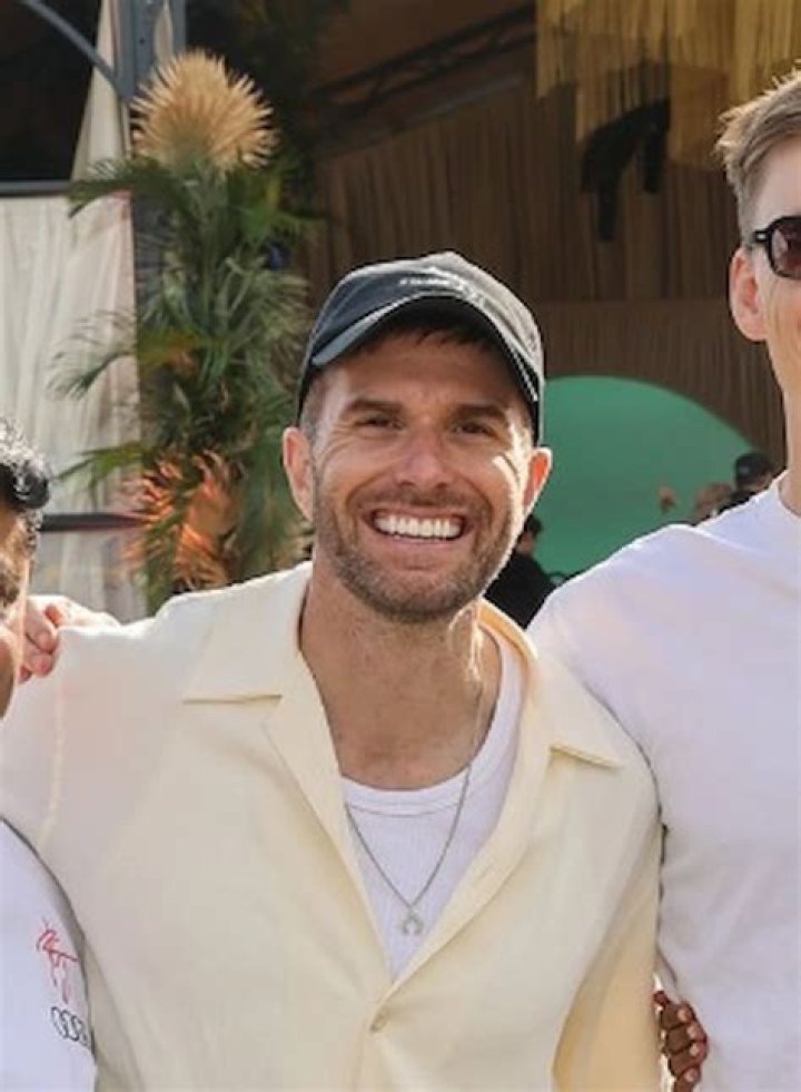 Did Joel Dommett Have His Teeth Done? Fans Are Debating About His Gorgeous Set Sharing Before And After Pictures