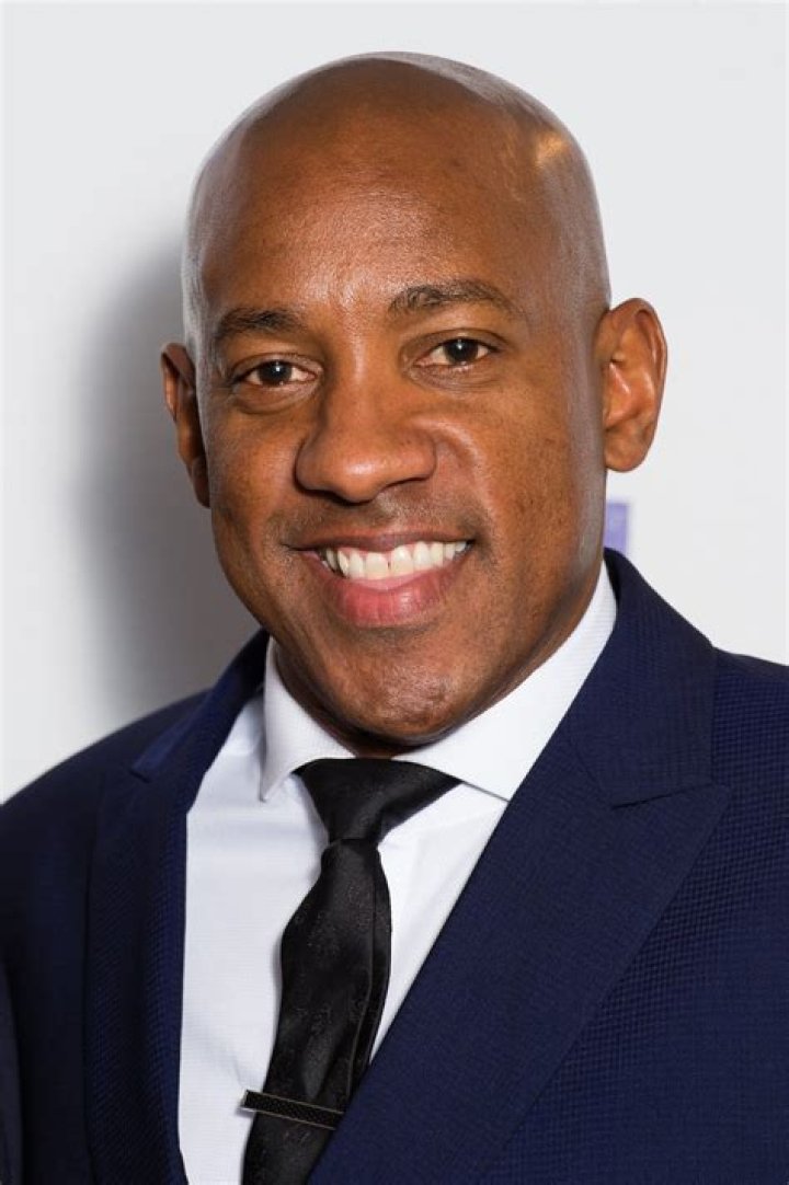 
Dion Dublin Height, Weight, Net Worth, Age, Birthday, Wikipedia, Who, Nationality, Biography 