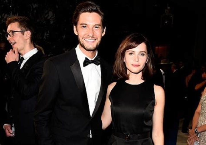 Does Ben Barnes Have a Wife, Girlfriend, or Is He Gay?