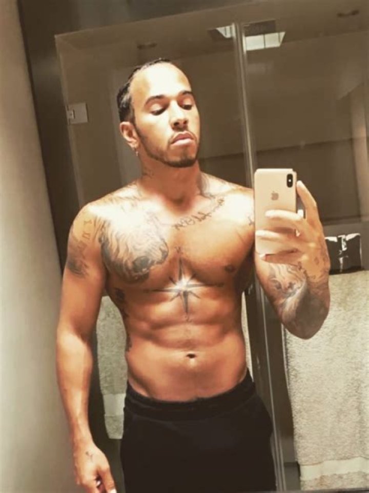 
Dylan Hamilton Height, Weight, Net Worth, Age, Birthday, Wikipedia, Who, Nationality, Biography 