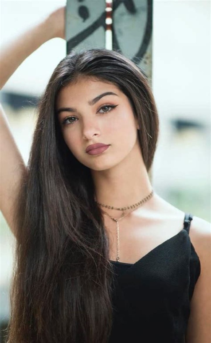 
Elisa Maino Height, Weight, Net Worth, Age, Birthday, Wikipedia, Who, Nationality, Biography 