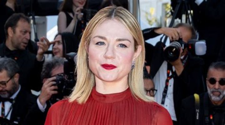 Émilie Dequenne Height, Weight, Net Worth, Age, Birthday, Wikipedia, Who, Nationality, Biography