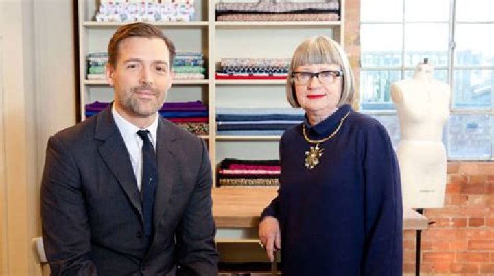 
Esme Young Height, Weight, Net Worth, Age, Birthday, Wikipedia, Who, Instagram, Biography 