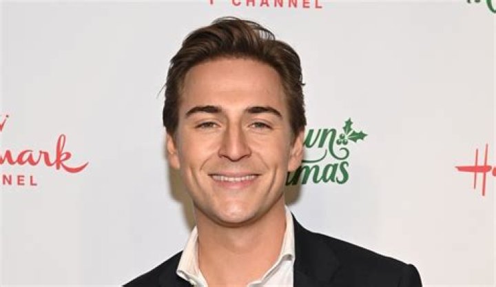 
Evan Roderick and Girlfriend Dion Karas Are Both Actors 