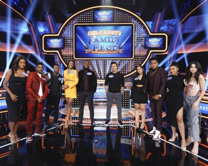 
Family Feud game show premieres, hits TV nationwide Oct. 7 