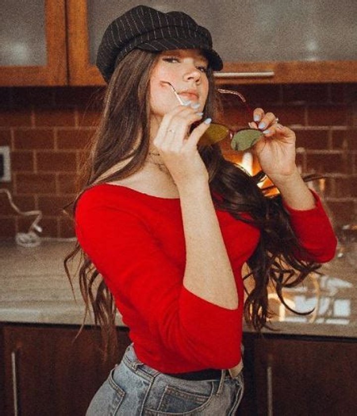 Fiona Ruby Helen Frills Height, Weight, Net Worth, Age, Birthday, Wikipedia, Who, Instagram, Biography