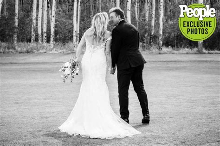 
Former Little Texas Frontman Tim Rushlow Marries Kelly Woodring: ‘Forever Grateful’ 