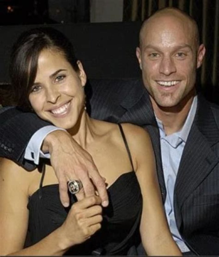 Gabe Kapler was married to ex-Wife Lisa Jansen from 1999 to 2013