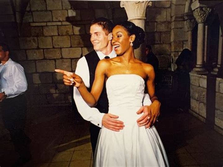 Guerdy Abraira and Husband Russell Abraira Age Gap Revealed- Explore Their Wedding Photos