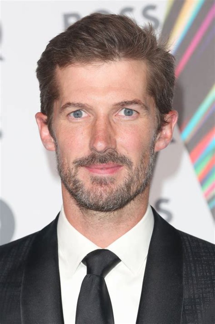 
Gwilym Lee Height, Weight, Net Worth, Age, Birthday, Wikipedia, Who, Nationality, Biography 