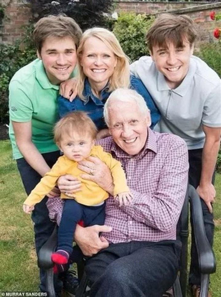 
Harry Gration Children, Journalist Had 2 Twins Harvey and Harrison And A Baby Age 68 