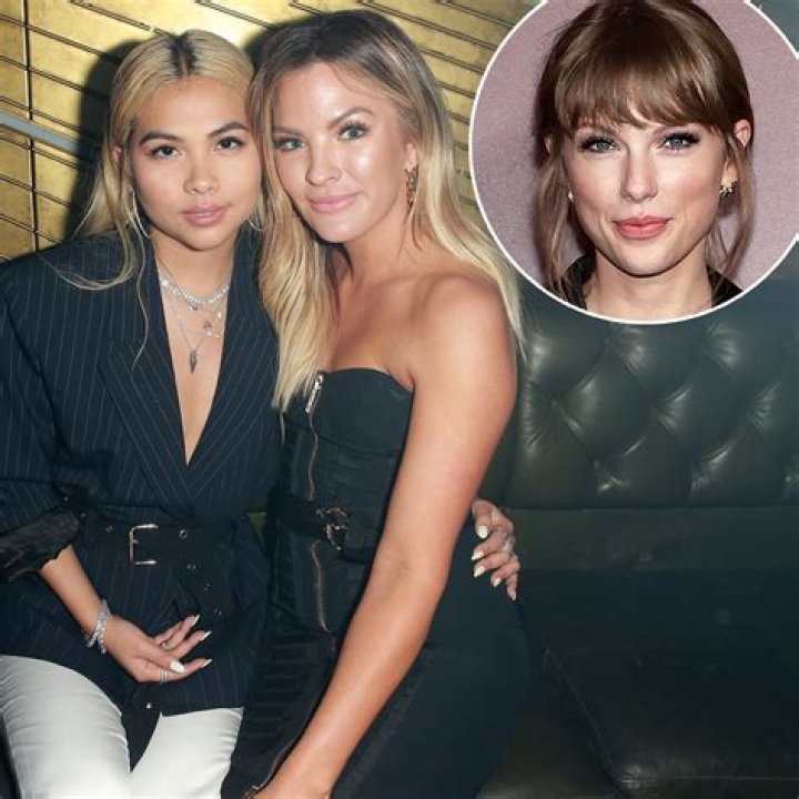 
How Taylor Swift Played A Role In Becca Tilley And Hayley Kiyoko’s Relationship 