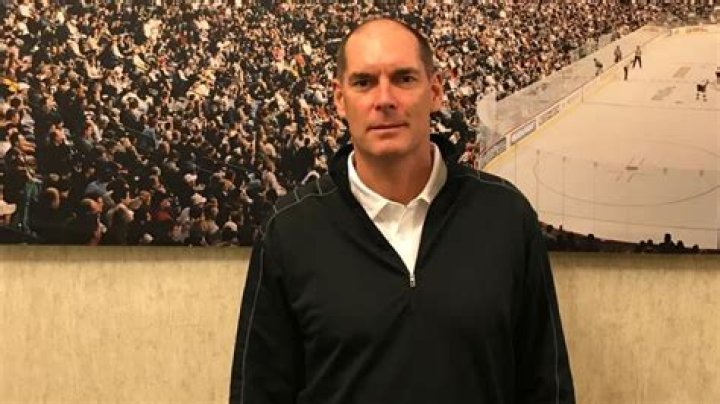 
Ice Hockey Defenseman Tom Kurvers Death Cause- What Happened? 