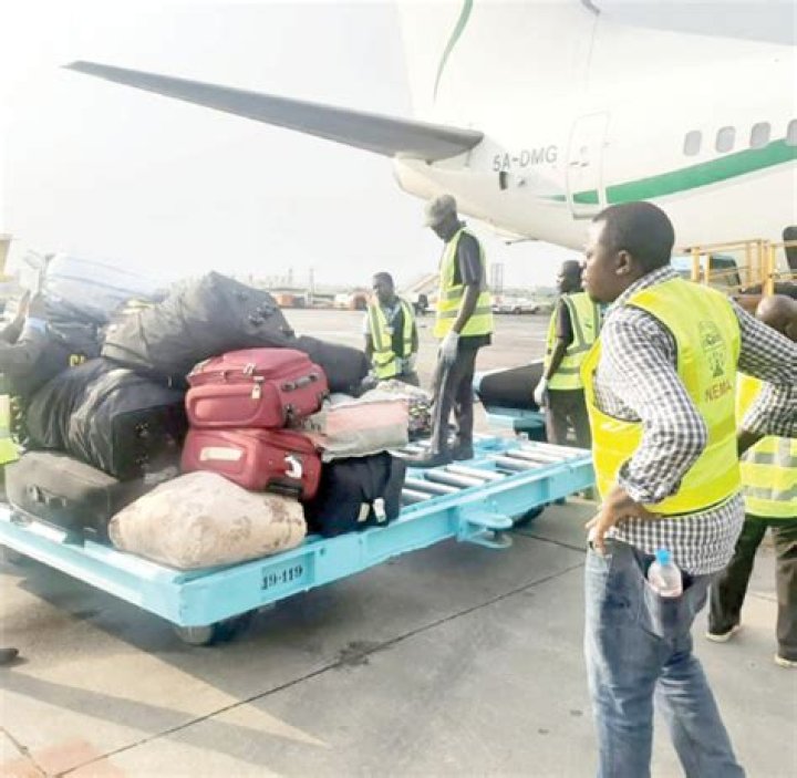 
I’m walking round Dubai airport and nobody asked me to show love – Sabinus throws jabs at Nigerian airport workers 