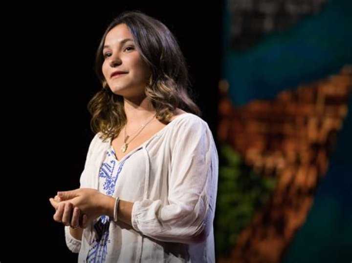 
Ione Wells Age, Birthday, Wikipedia, Who, Nationality, Biography 