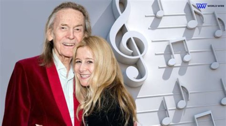 
Is Daniella Perkins Married? Her Bio, Age, Husband, Height and Net worth 