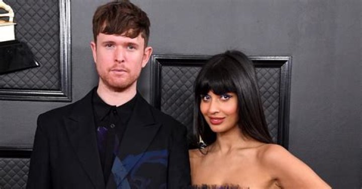 
Is Jameela Jamil Really a Lesbian? You Won’t Believe What We Found Out! 